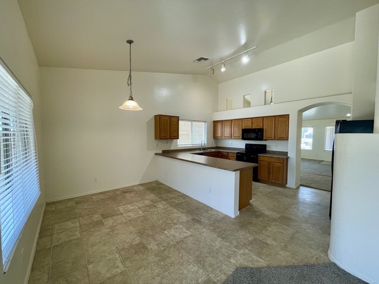 25853 W Elizabeth Ave - Photo 7 of 25
