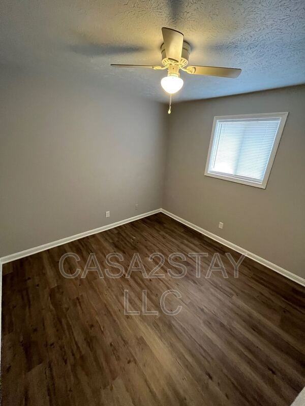 4915 Saddlebrook Ln #15 - Photo 5 of 7