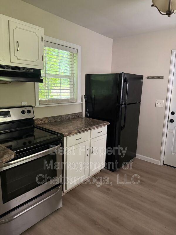 133 Hogan Rd - Photo 2 of 23
