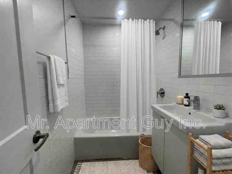 257 Torrens Ave #202 - Photo 6 of 14