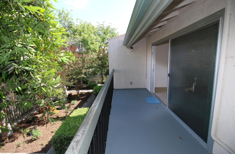 5518 Armitos Ave #86 - Photo 2 of 6