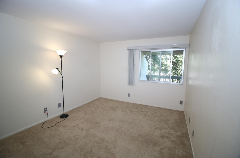 5518 Armitos Ave #86 - Photo 3 of 6