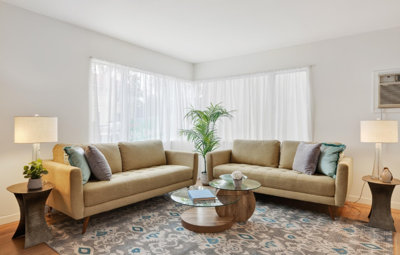 1825 Highland Pl #1825 - Photo 3 of 12