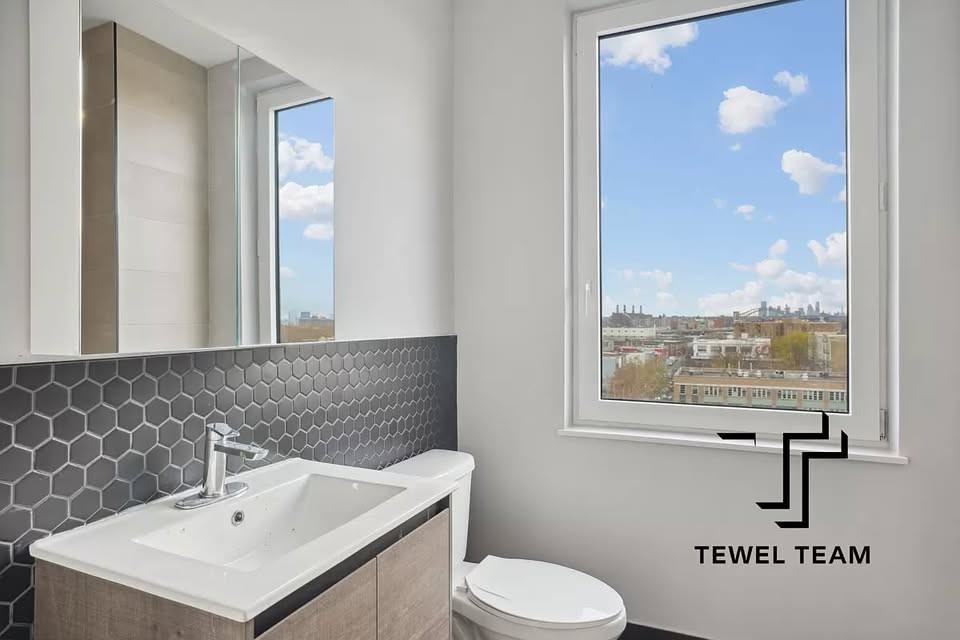499 Concord Avenue #7a - Photo 7 of 16