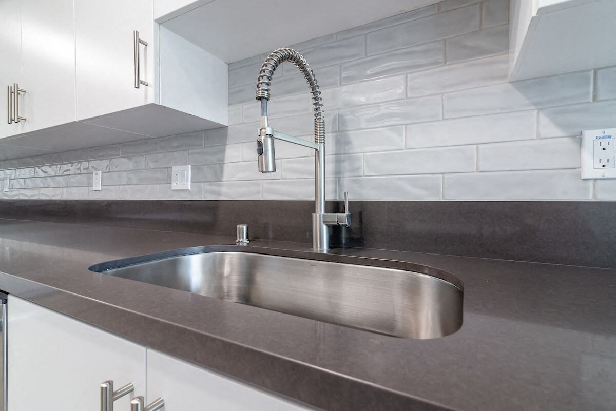 Bixby Hill Apartments - Photo 2 of 12