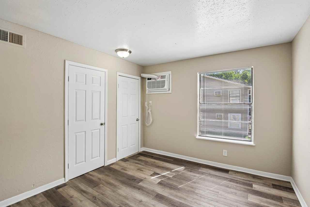 Pleasant Grove Apartments - Photo 3 of 29