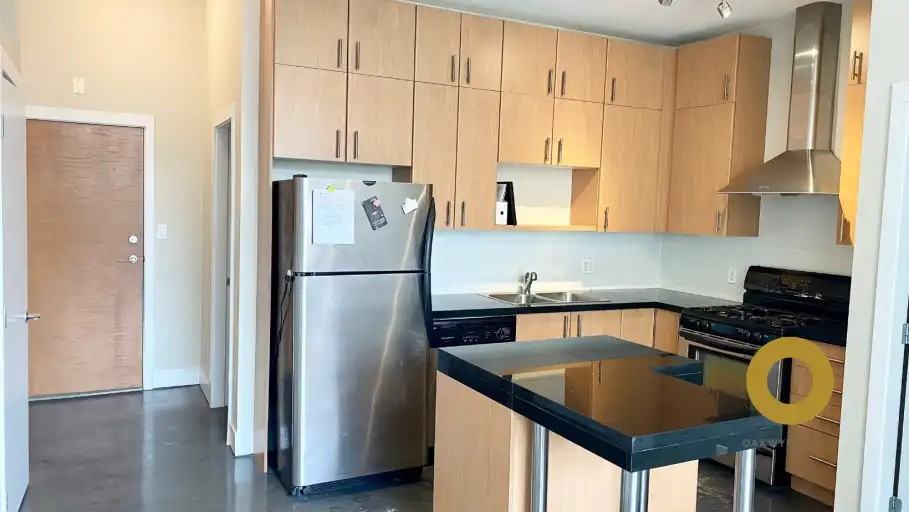 2635 Prince Edward St #503 - Photo 2 of 14