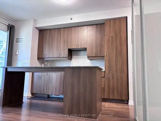 426 University Ave #1606 - Photo 6 of 13