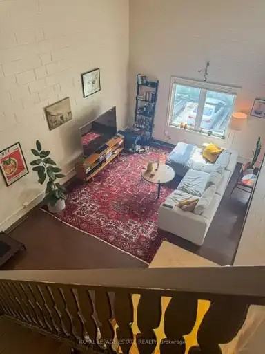 325 Queen St E #2D - Photo 7 of 10