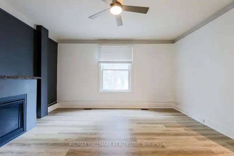 405 Kingston Rd - Photo 6 of 14