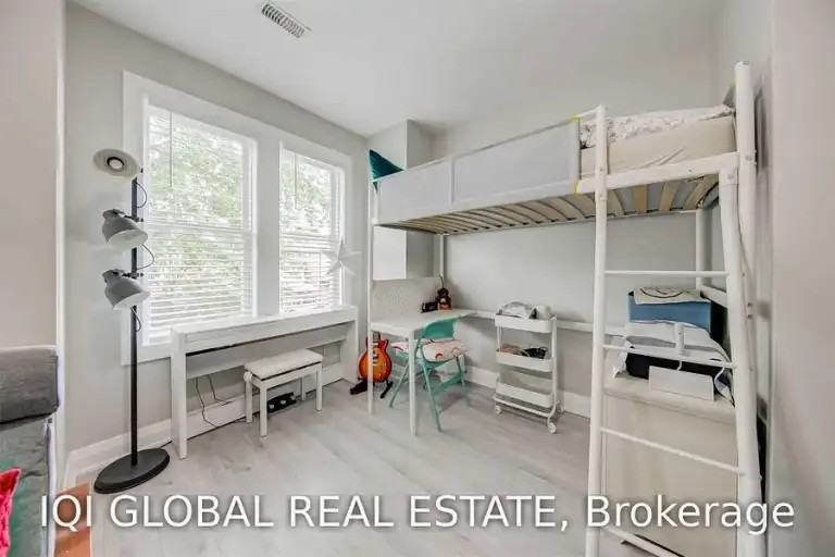 142 Grace St #2 - Photo 3 of 16