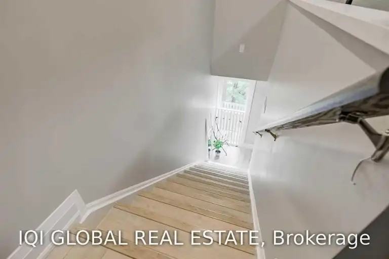 142 Grace St #2 - Photo 4 of 16