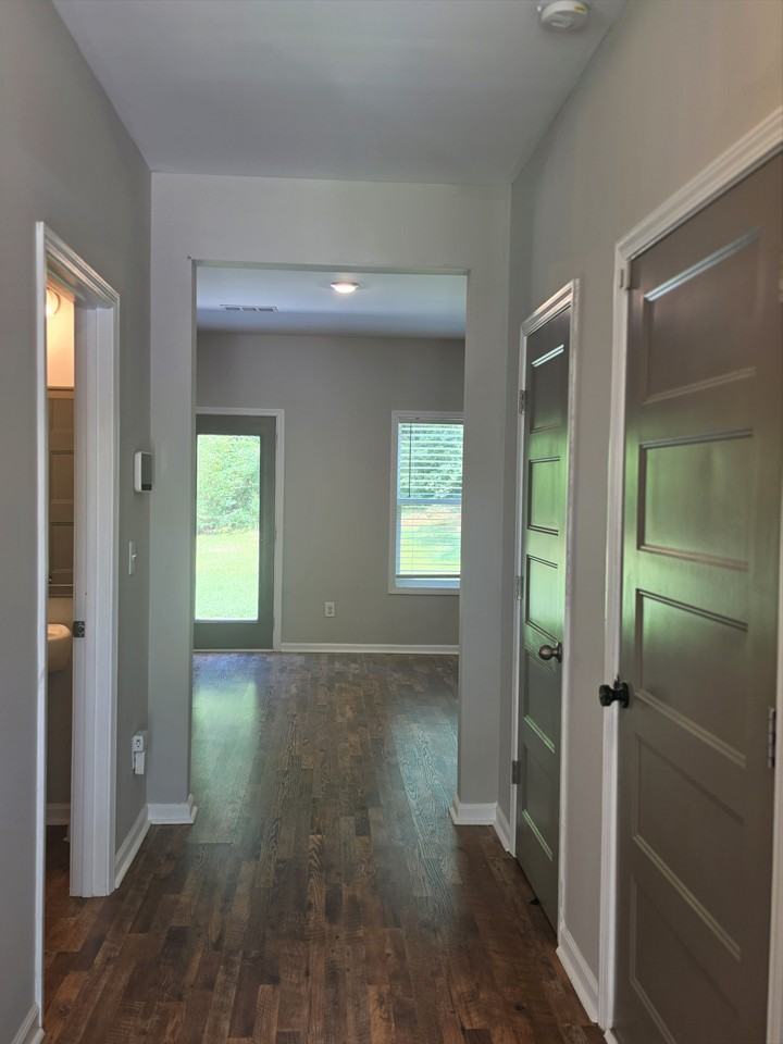 113 Richmond Dr #NA - Photo 2 of 11
