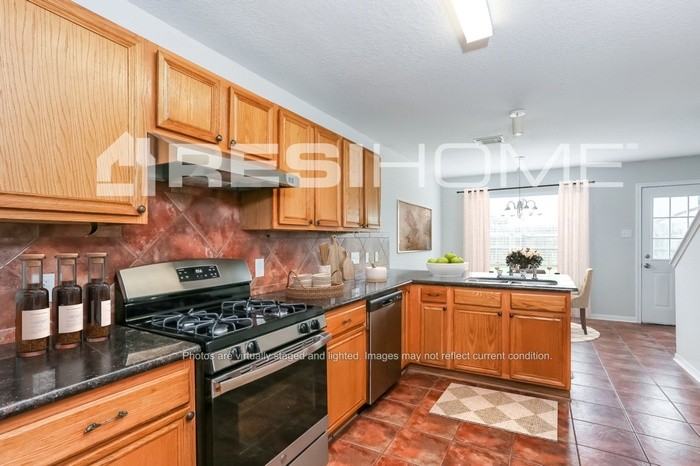 4906 Drew Forest Ln - Photo 3 of 21