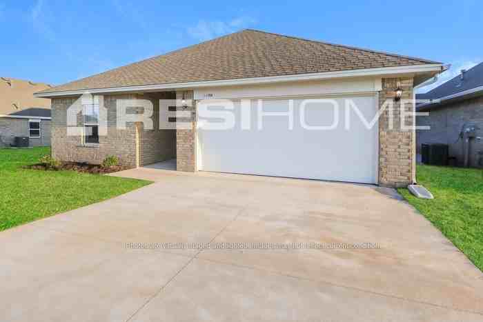 1130 Round Leaf Rd - Photo 2 of 20