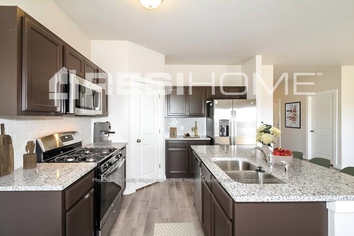 1130 Round Leaf Rd - Photo 3 of 20