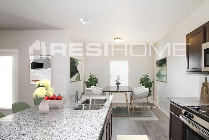 1130 Round Leaf Rd - Photo 4 of 20