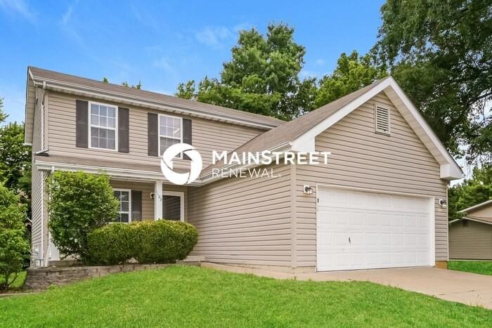 1103 Oakley Ln - Photo 2 of 20