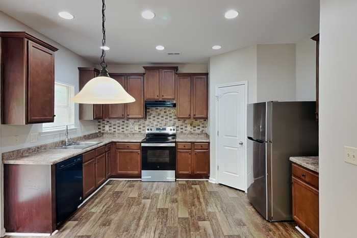 1479 Wilford Dr - Photo 7 of 20