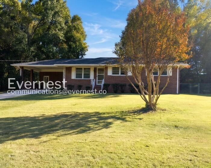 3460 Estes Dr - Photo 2 of 18
