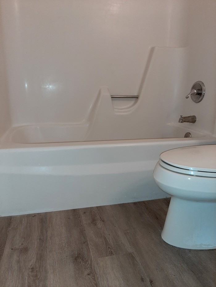2242 W Morten Ave #6 - Photo 7 of 8