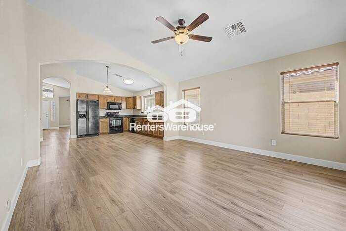29169 N Rosewood Dr - Photo 6 of 21