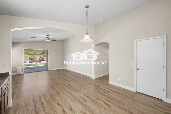 29169 N Rosewood Dr - Photo 7 of 21