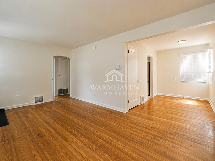 640 E Lake Ave - Photo 3 of 14