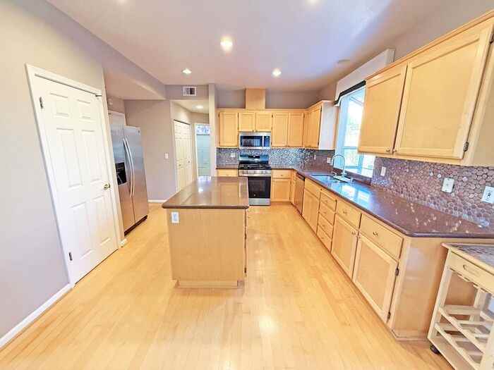 3236 Pomerado Dr - Photo 7 of 28
