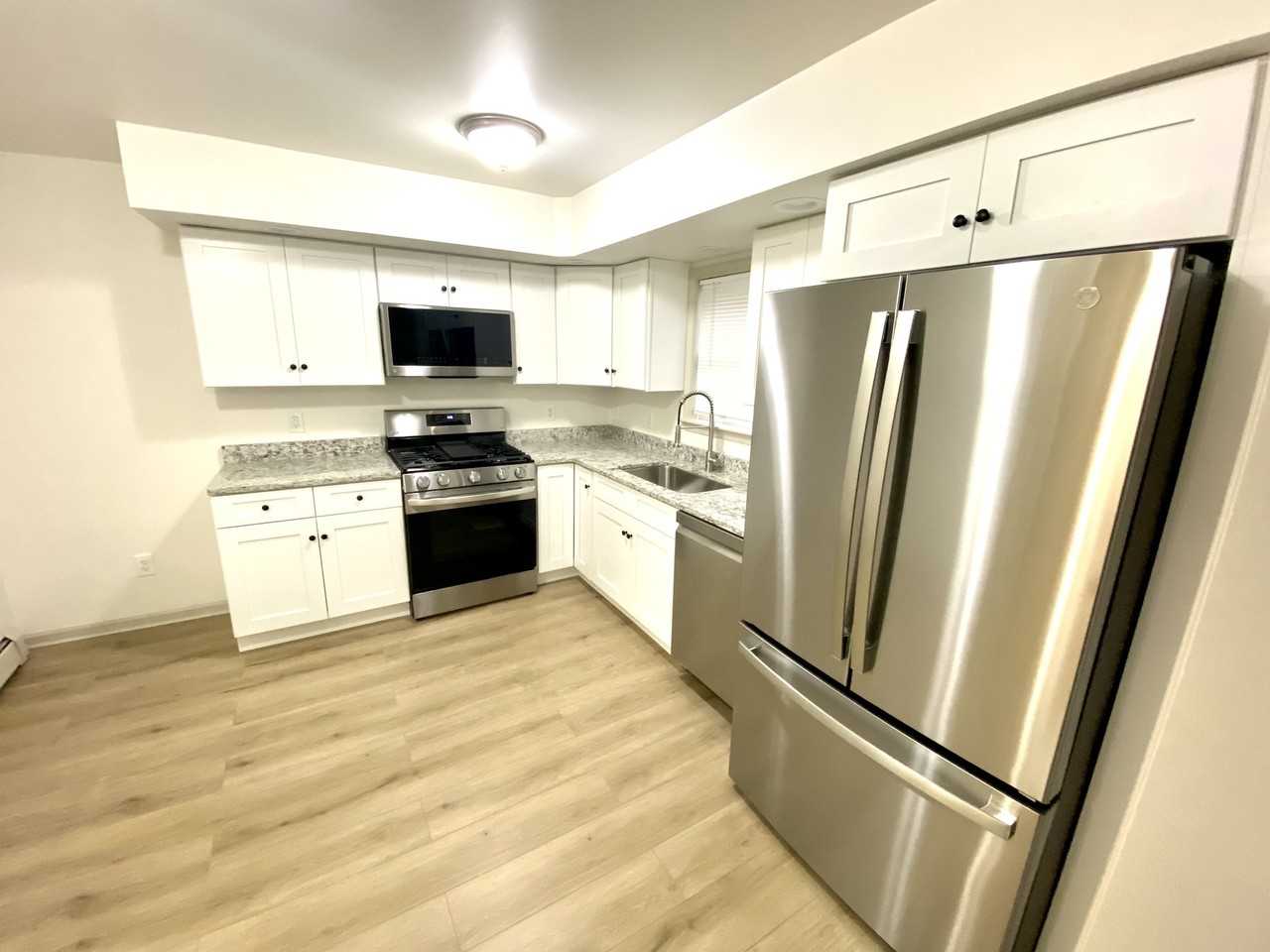 2593 Washington St - Photo 3 of 23