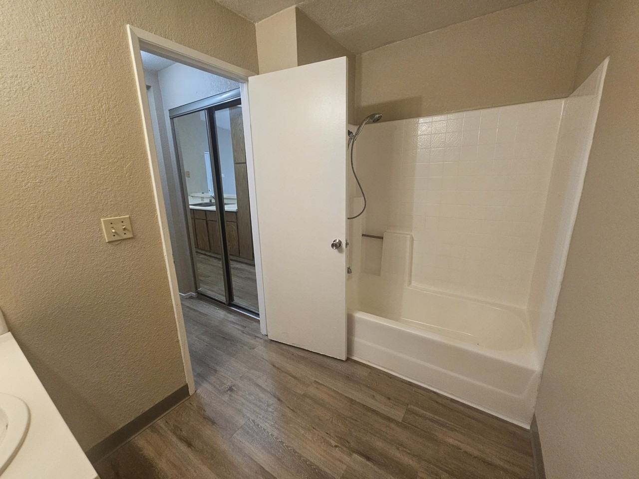 5 Lancaster Ln - Photo 6 of 14