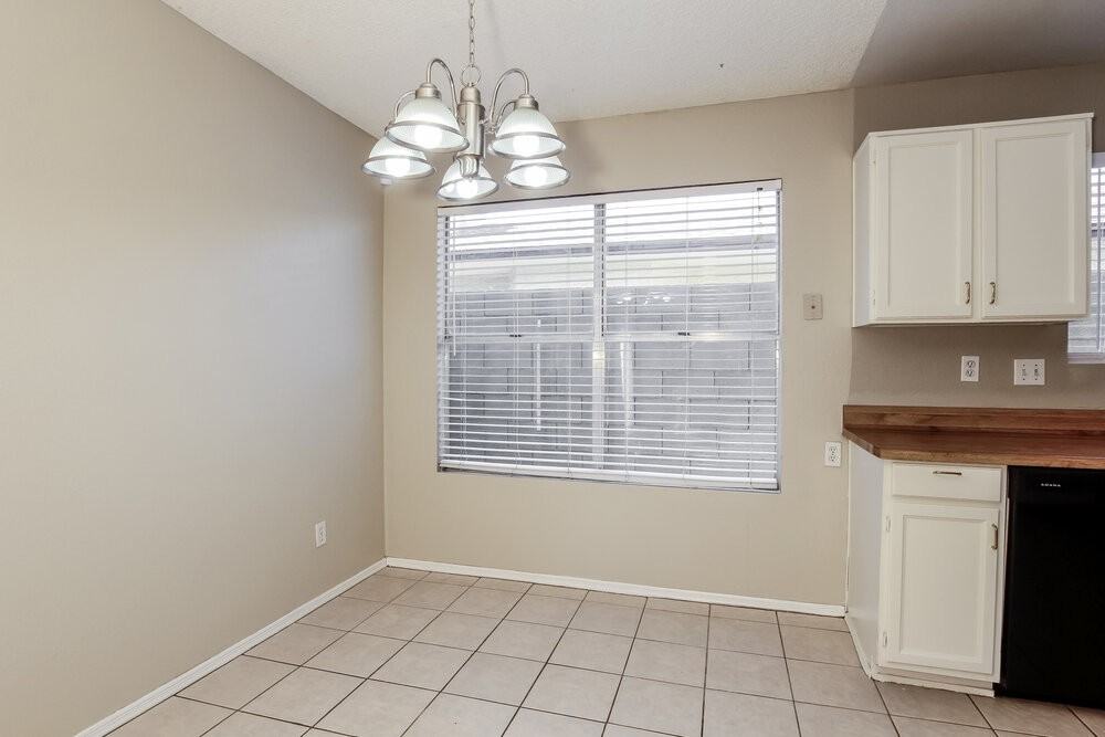 630 E Jensen St #114 - Photo 6 of 16