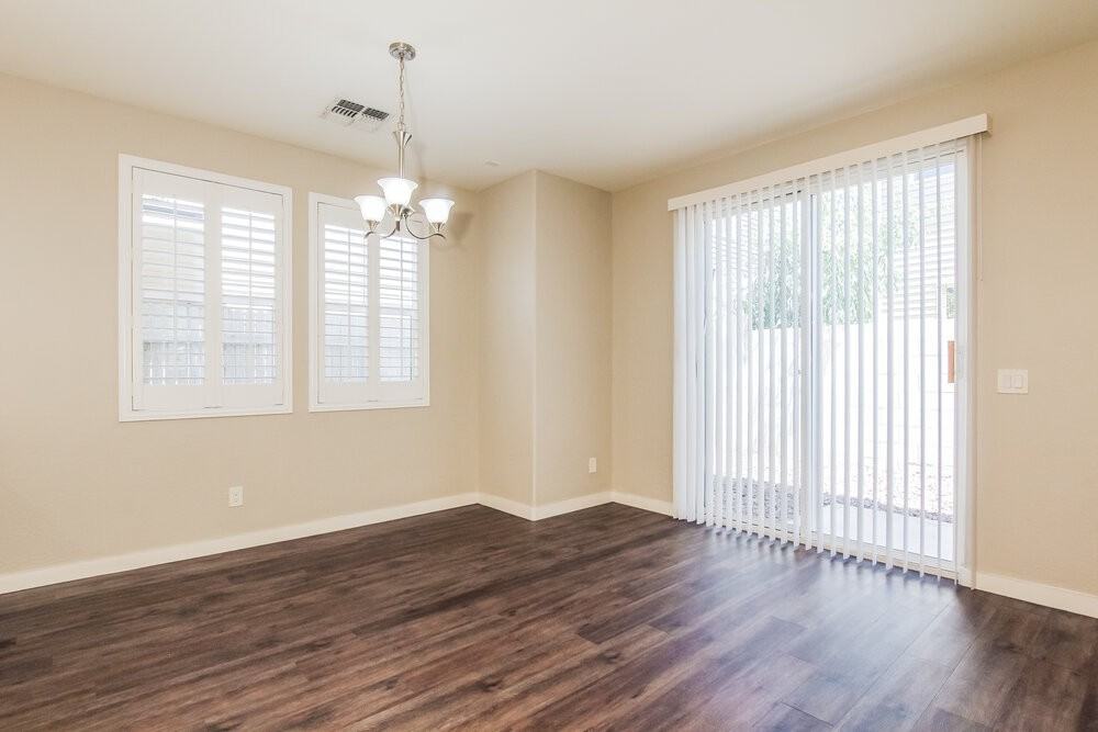 3218 W Glendale Ave #37 - Photo 6 of 17