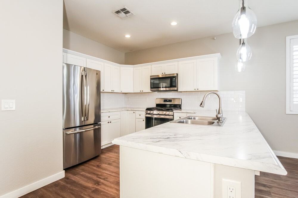 3218 W Glendale Ave #37 - Photo 7 of 17