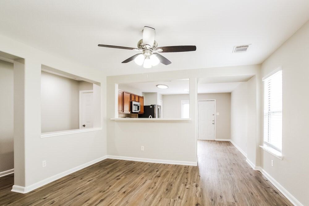 22831 Twisting Pine Dr - Photo 3 of 16