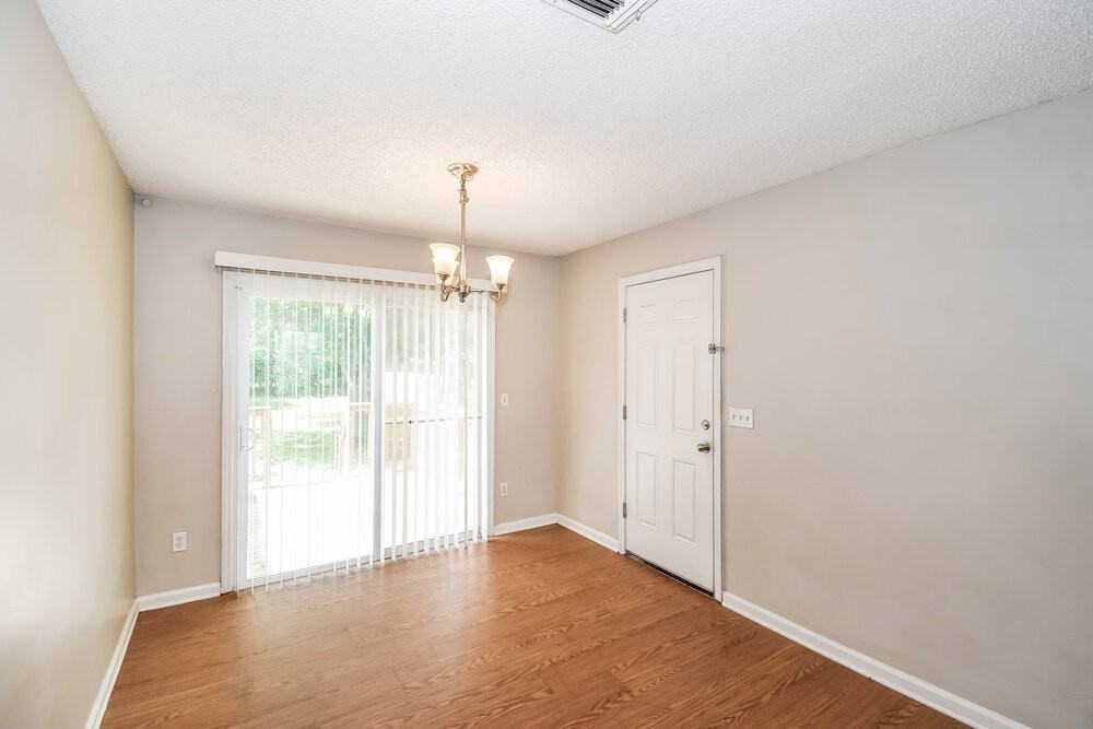 8442 Finwood Ave - Photo 6 of 18