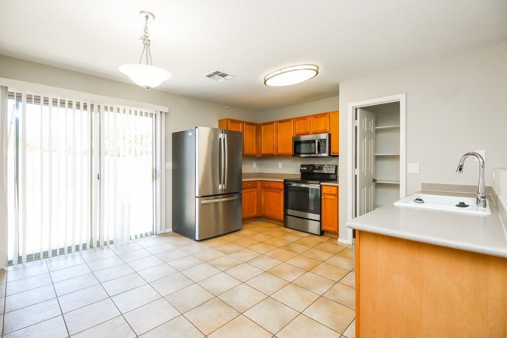 27834 N 30th Ln - Photo 5 of 16