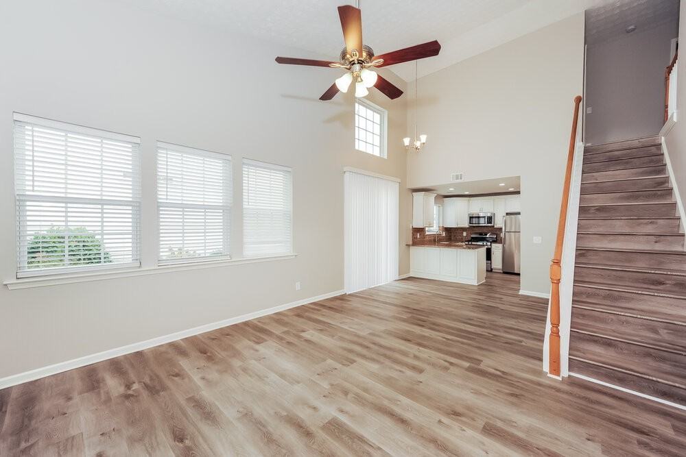1255 W Oaks Way - Photo 4 of 17