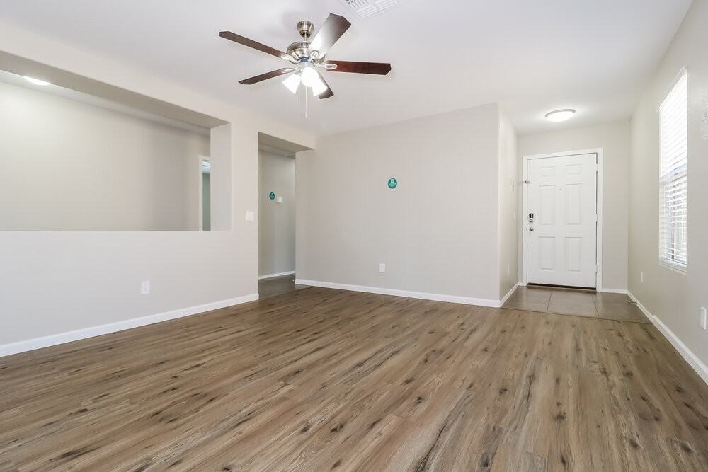 16910 W Marconi Ave - Photo 4 of 16