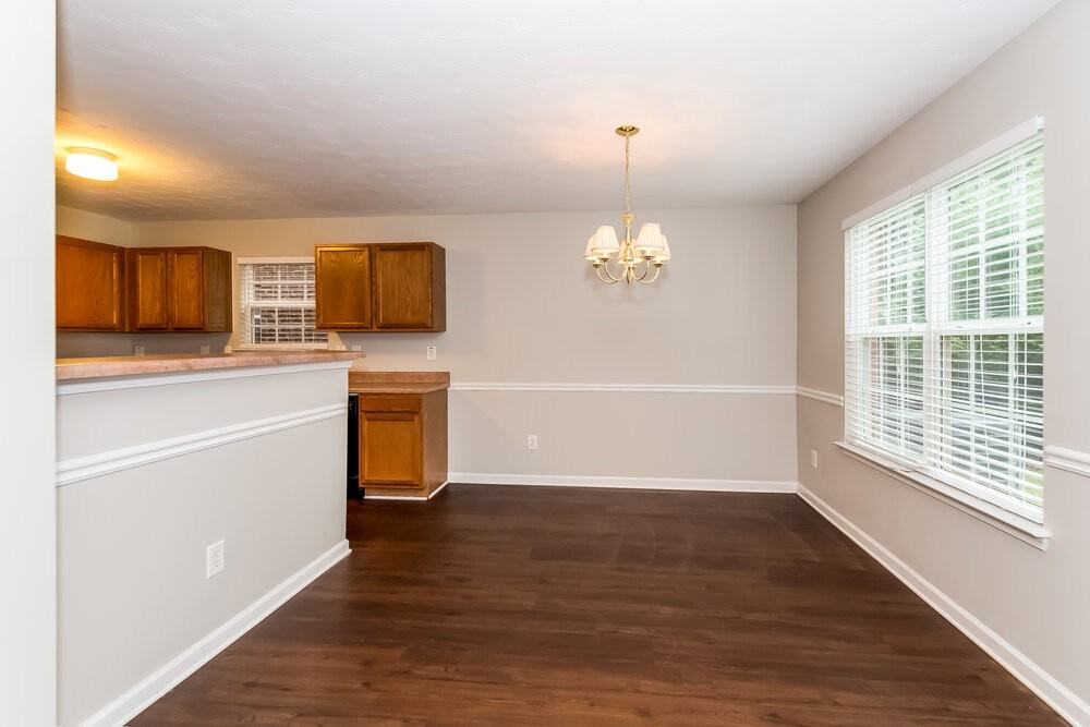 161 Rankin Cir - Photo 3 of 15