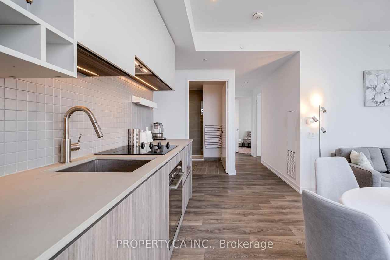 898 Portage Parkway - Photo 4