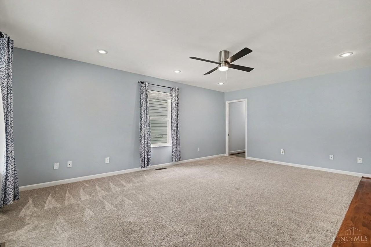 17 Washington Ave - Photo 5 of 28