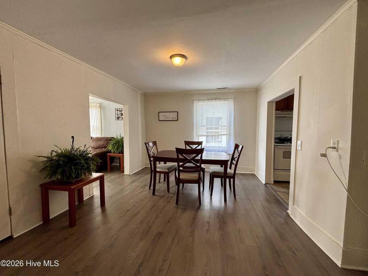 417 S 13th St - Photo 3 of 16