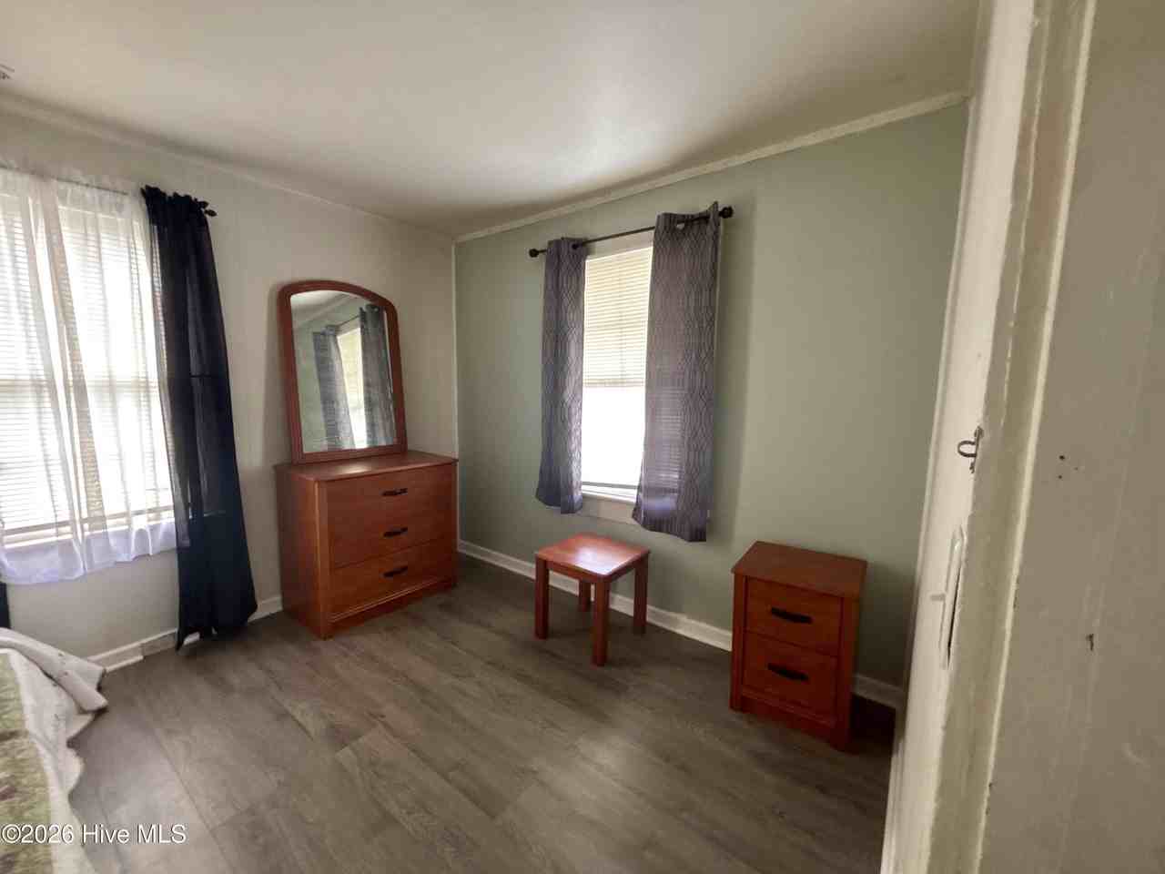 417 S 13th St - Photo 5 of 16