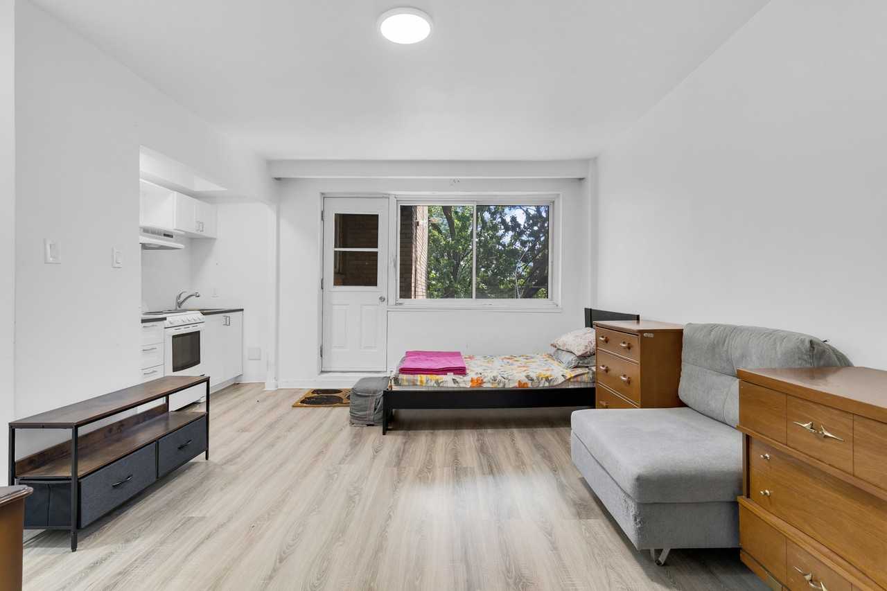 6860 Avenue Fielding - Photo 3