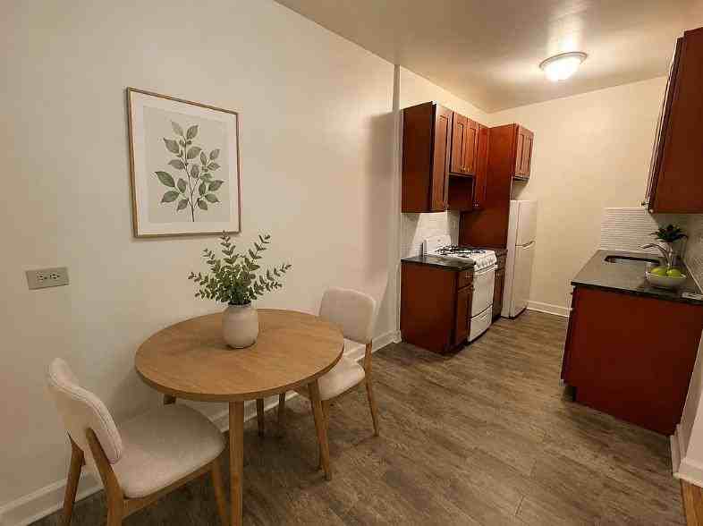 7410 35th Ave #119W - Photo 3 of 11