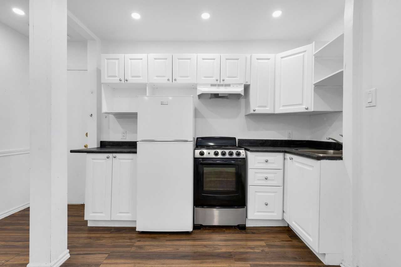 6860 Avenue Fielding - Photo 2