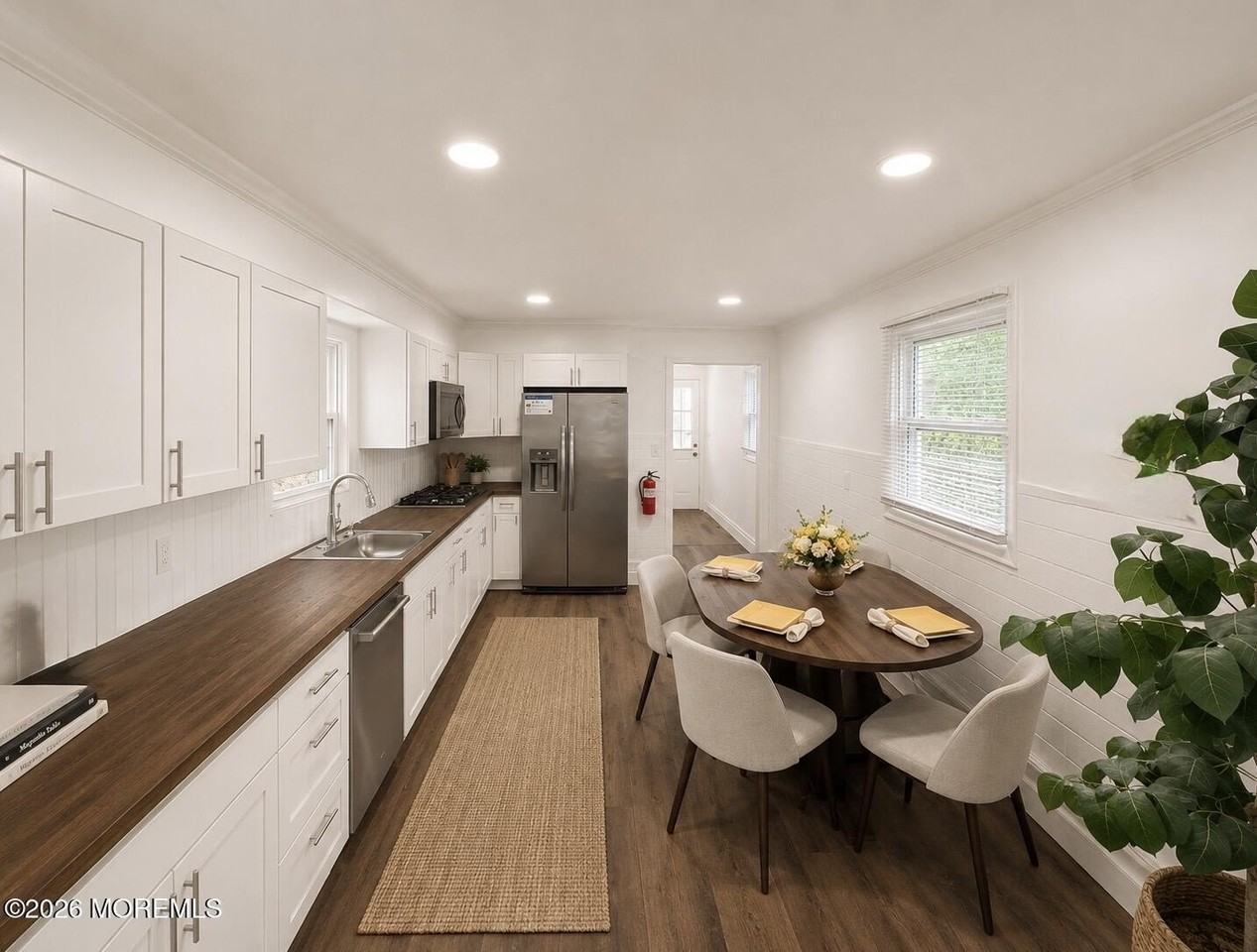 88 South St - Photo 2 of 8