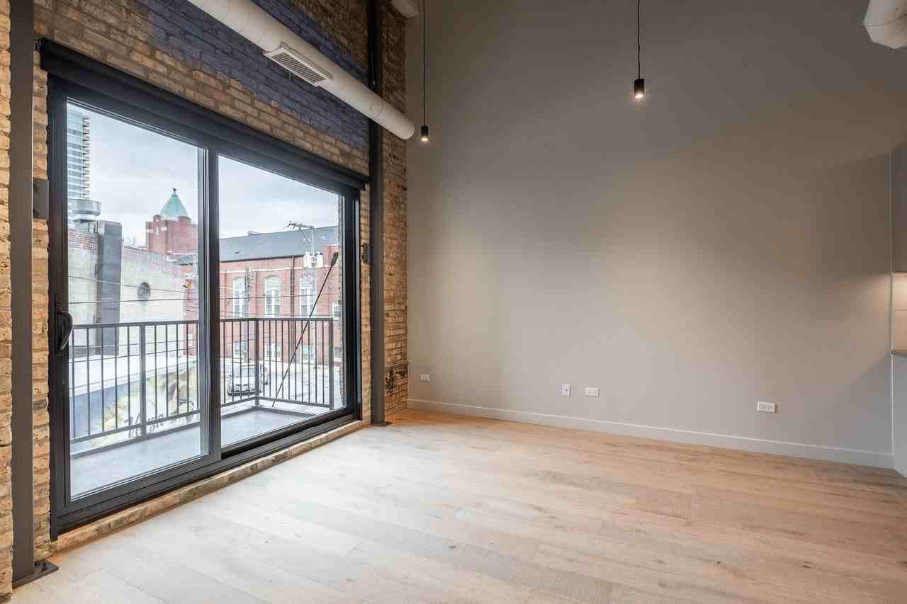 1706 Sherman Ave #207 - Photo 3 of 13
