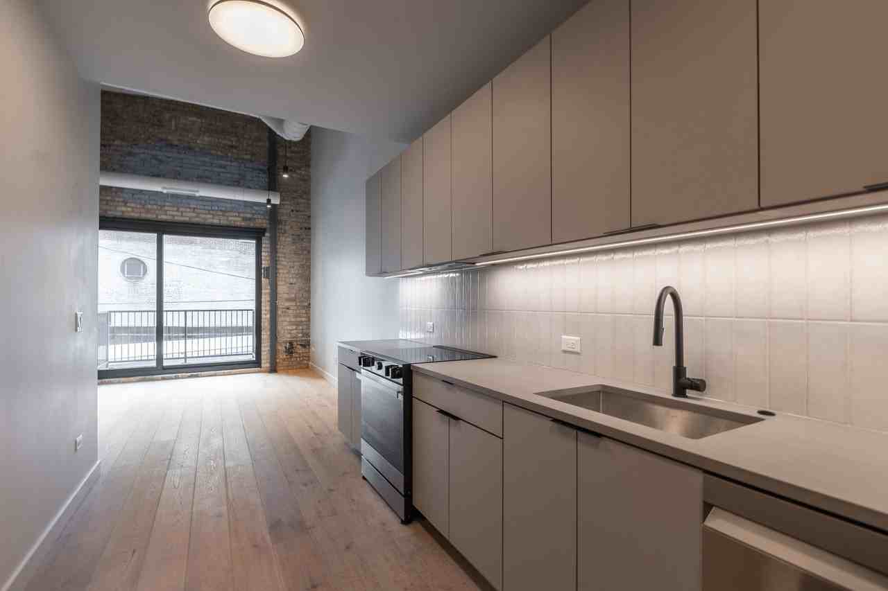 1706 Sherman Ave #207 - Photo 6 of 13